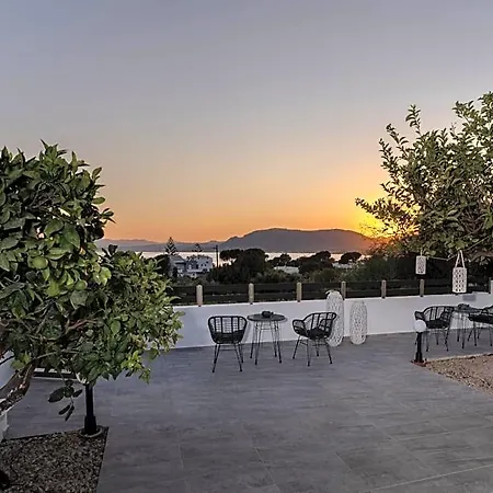 Hotel George 4*